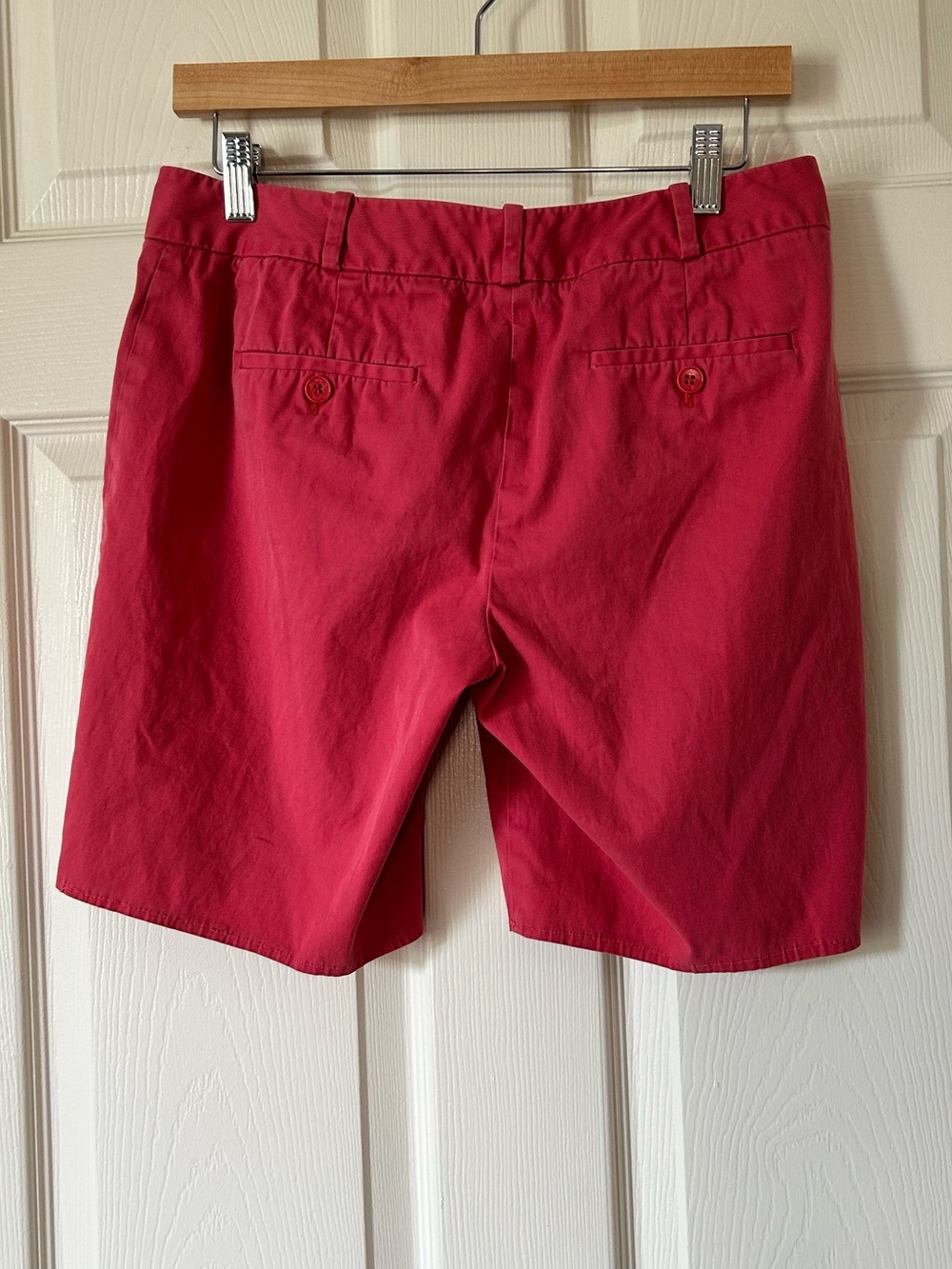 Talbots Bright Red Flat Front Bermuda Shorts – Size 6 - Picture 3 of 8
